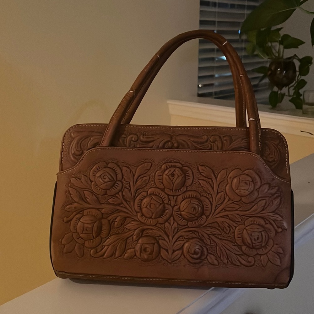 Leather bag
